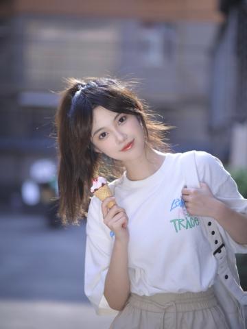ai成人在线短剧免费追剧