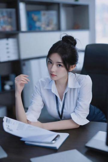 ai成人在线短剧免费追剧
